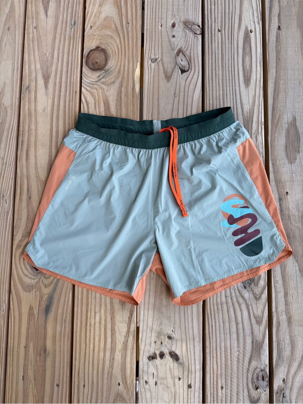 Roark Men's Medium Run Amok Weller Alta 5" Running Shorts Lined Orange Blue